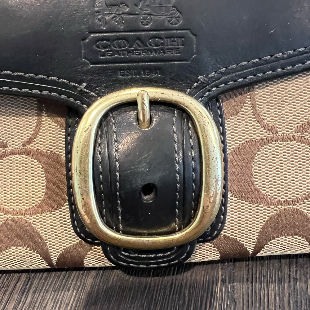 Coach Bleeker Signature Black Brown Leather Buckle Flap Clutch Wallet - Picture 4 of 11